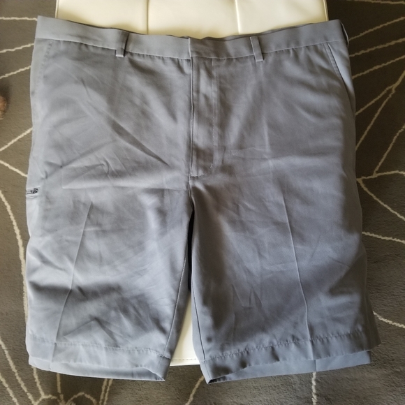Men's Golf Gray Shorts - Picture 6 of 7